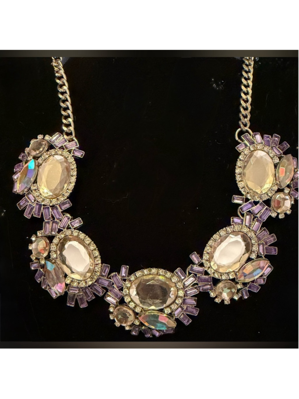 ViVI Vivi Love Statement Necklace